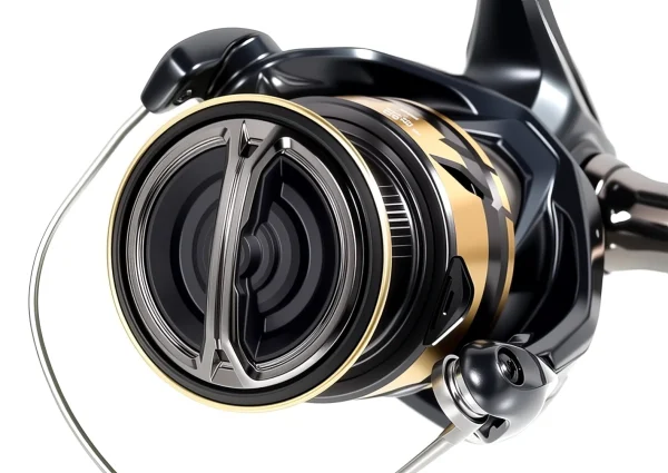 shimano 2025 new ultegra fishing reel spinning reel 180 275g max drag 11kg infinityxross anti twist fin seawater
